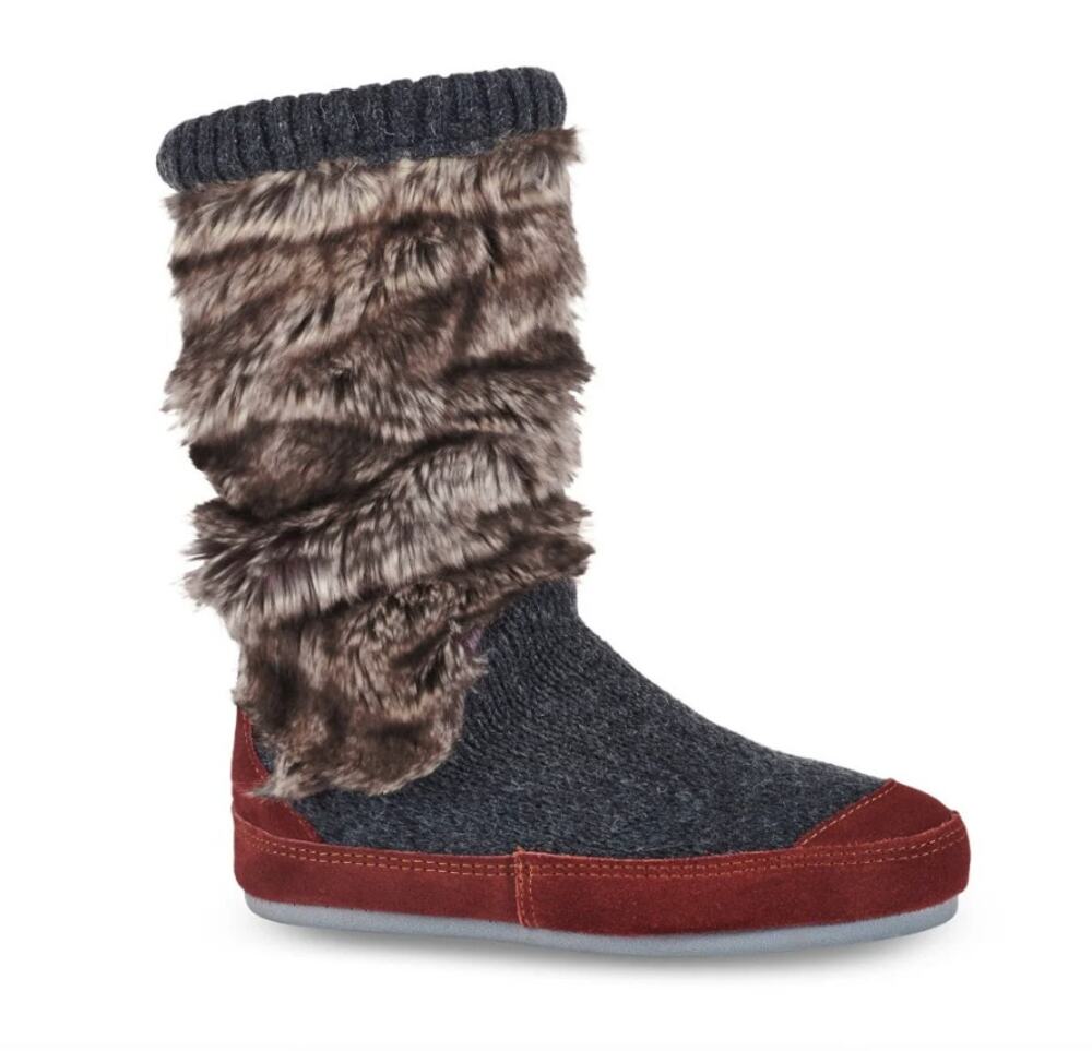 Acorn Slouch Bootie Slippers Size 8-9